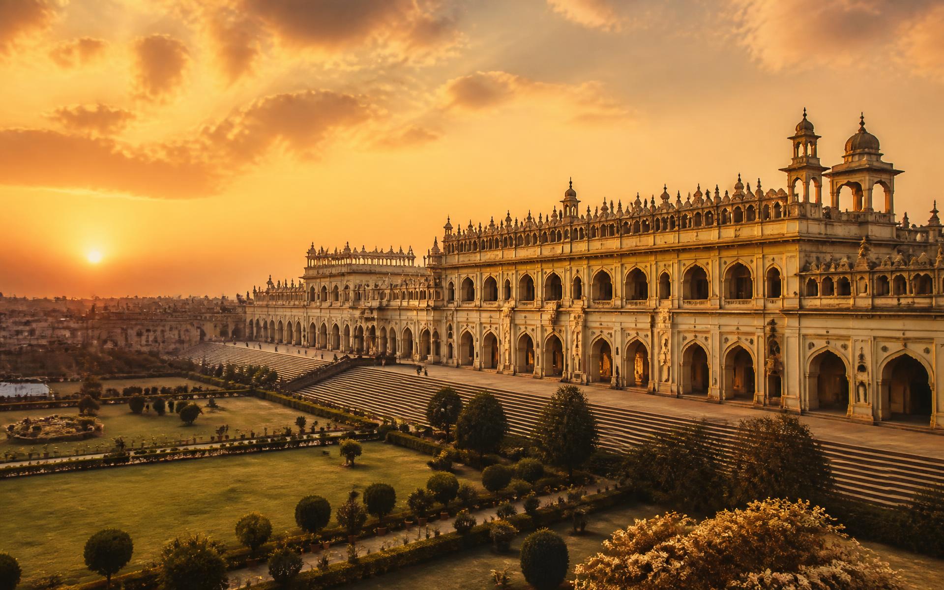 Bara Imambara in Lucknow glowing at golden dusk